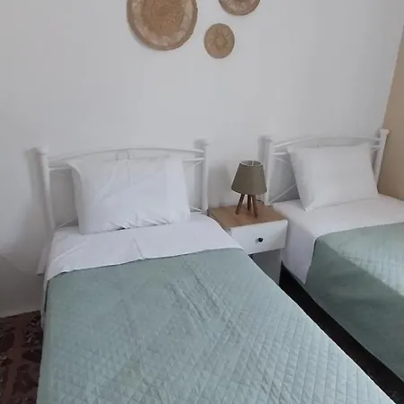 Apartment Orizodas *